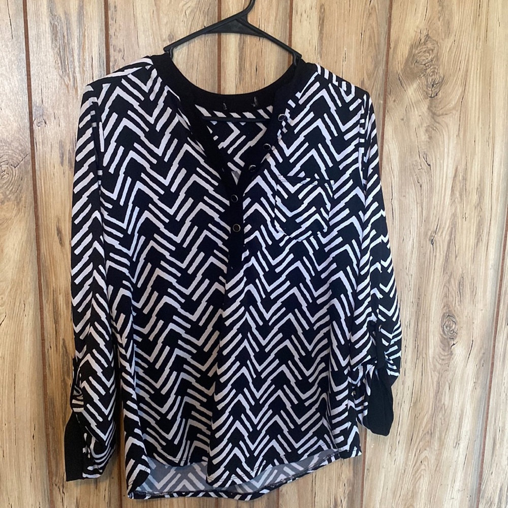 Black and white zig zag blouse
